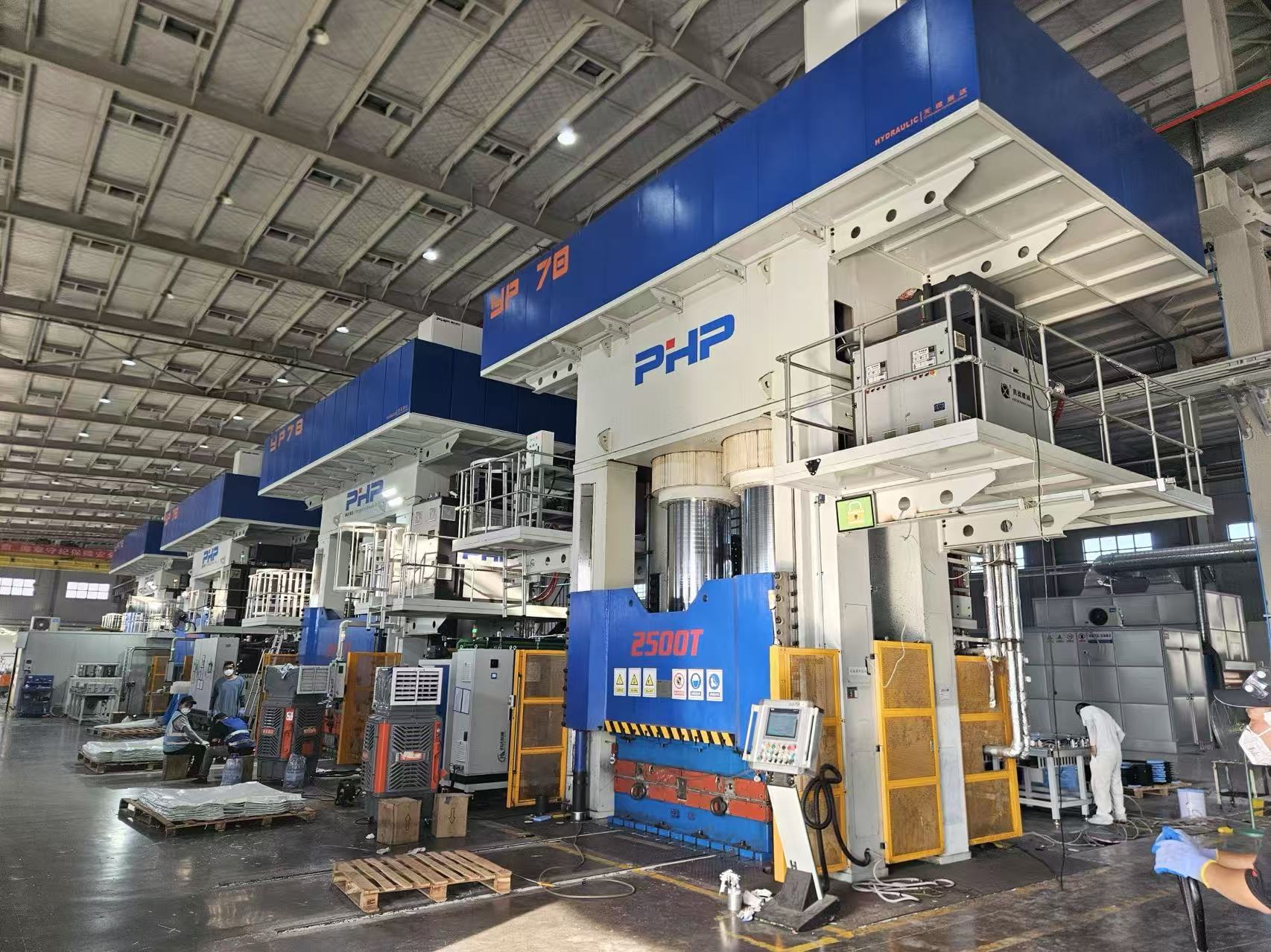 HP-RTM Servo Moulding Press: ความก้าวหน้าของความแม่นยำ ประสิทธิภาพ และระบบอัตโนมัติในการผลิตคอมโพสิตสมัยใหม่